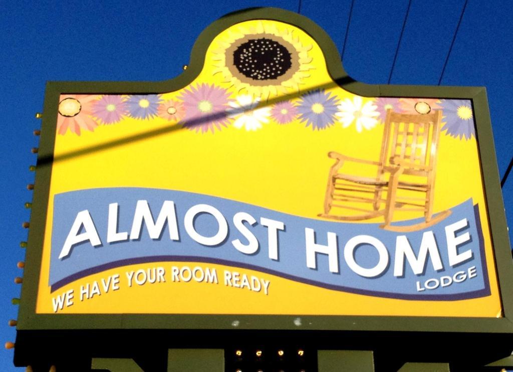 Almost Home Lodge Branson Exterior foto